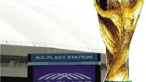 “科尔维尔越位犯规在先，VAR判定凯塞多精彩远射得分”